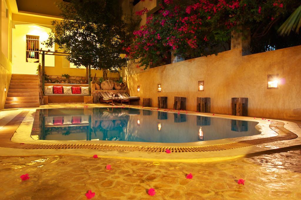 לאמו Msafini Hotel מראה חיצוני תמונה